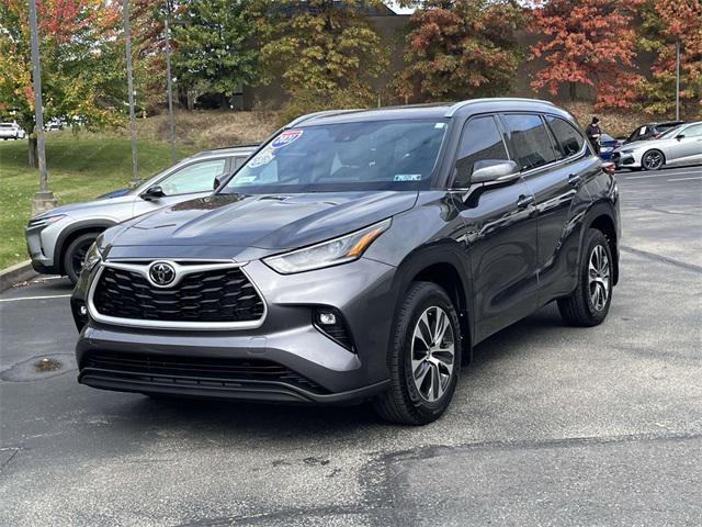 used 2021 Toyota Highlander car, priced at $29,942