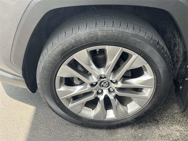 used 2019 Toyota RAV4 car, priced at $25,291