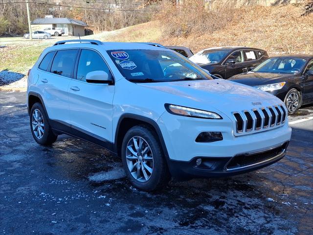 used 2018 Jeep Cherokee car, priced at $16,454