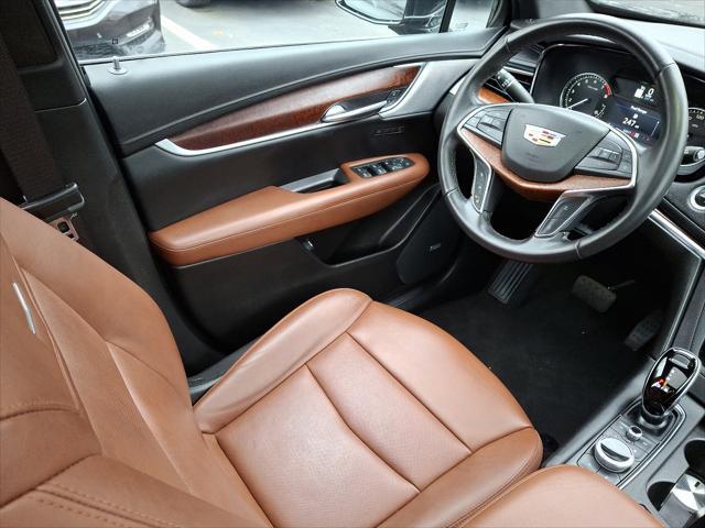 used 2021 Cadillac XT5 car, priced at $33,491