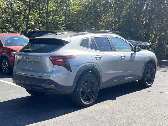 used 2024 Chevrolet Trax car, priced at $22,991