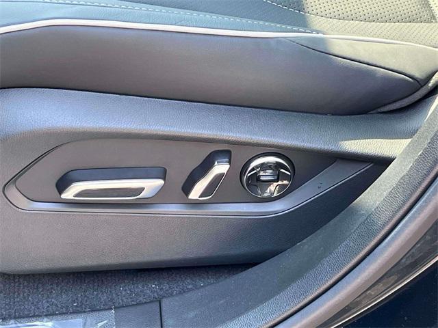 new 2025 Acura RDX car, priced at $54,400