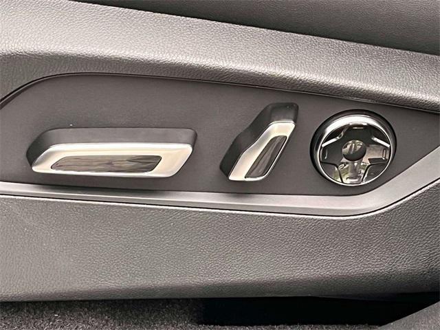 new 2025 Acura RDX car, priced at $49,250