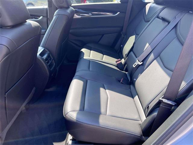 used 2025 Cadillac XT5 car, priced at $40,762