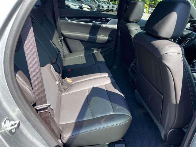 used 2025 Cadillac XT5 car, priced at $40,762