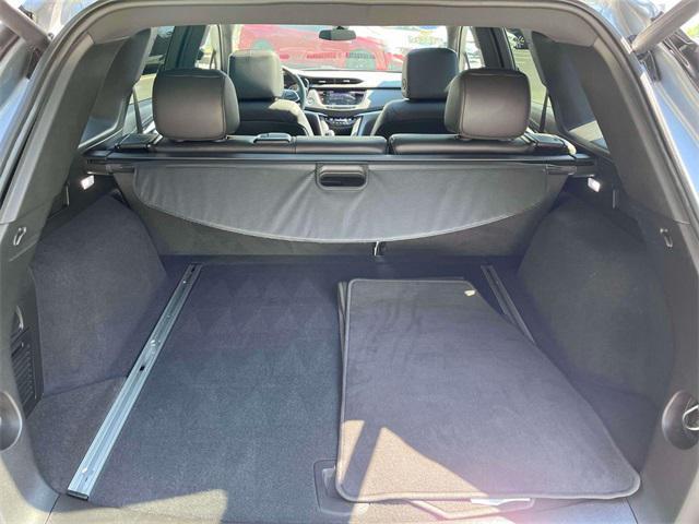 used 2025 Cadillac XT5 car, priced at $40,762