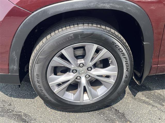used 2015 Toyota Highlander car, priced at $18,291
