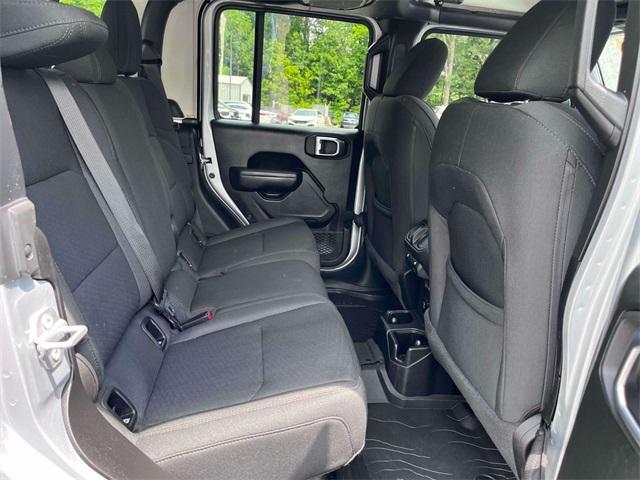 used 2022 Jeep Gladiator car, priced at $32,295
