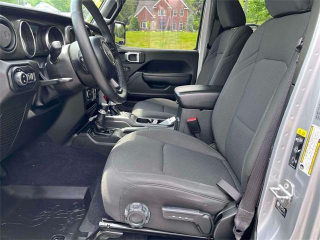 used 2022 Jeep Gladiator car, priced at $32,295