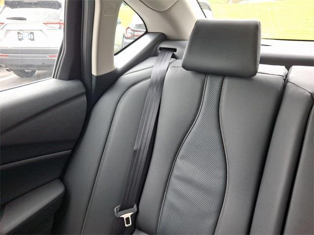 new 2025 Acura TLX car, priced at $46,595