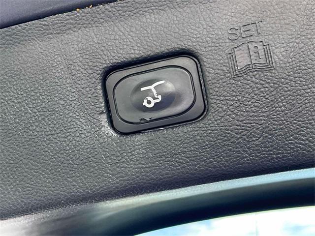 used 2024 Ford Edge car, priced at $29,395