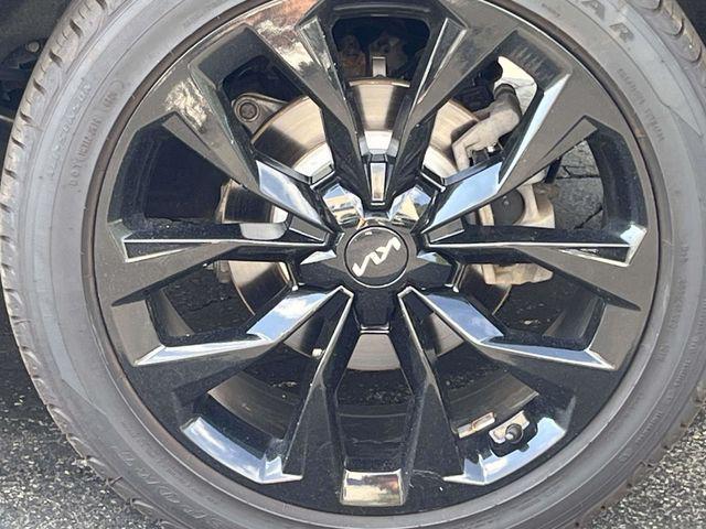 used 2022 Kia Sorento car, priced at $27,235