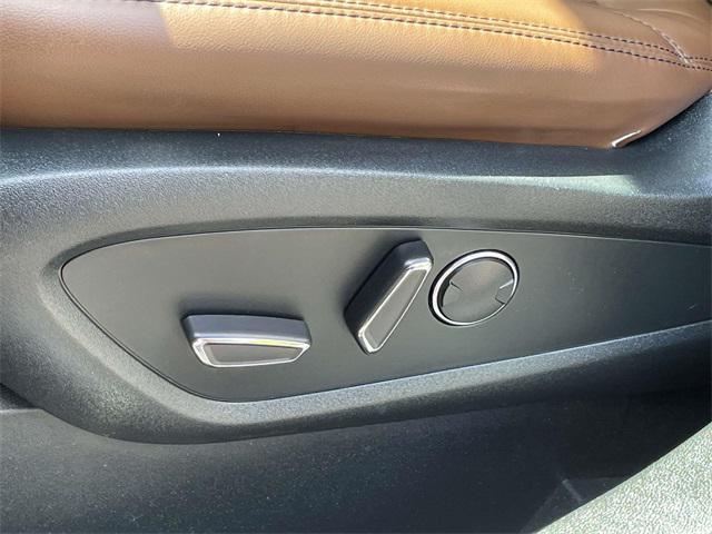 used 2022 Lincoln Nautilus car, priced at $34,991