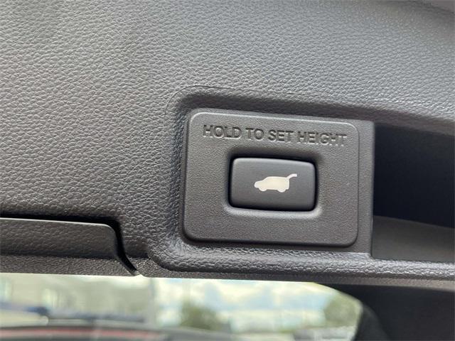 new 2025 Acura RDX car, priced at $49,250