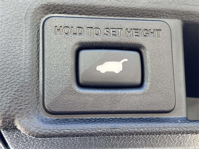 used 2023 Acura RDX car, priced at $39,998