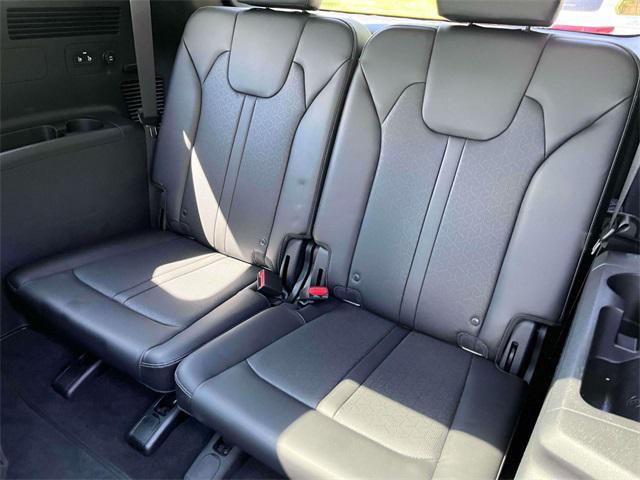 used 2023 Kia Sorento car, priced at $27,938