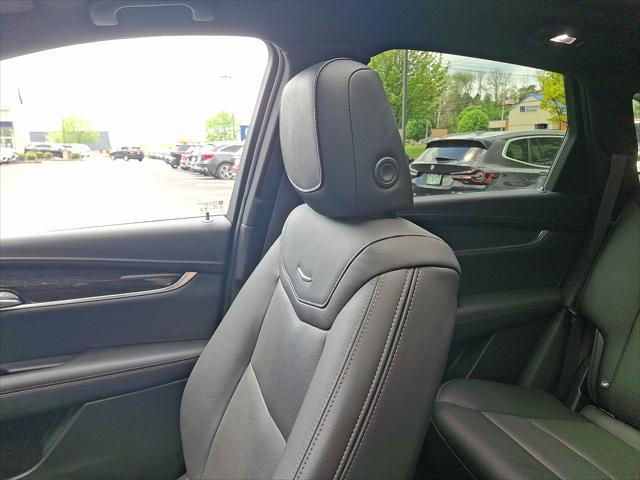 used 2021 Cadillac XT5 car, priced at $26,991