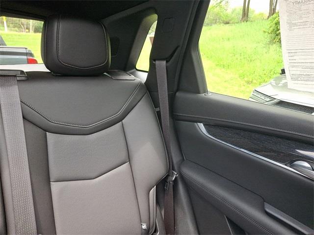 used 2021 Cadillac XT5 car, priced at $25,873