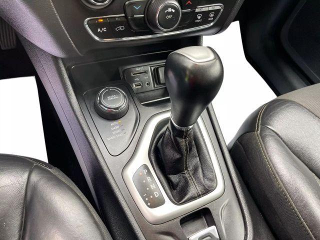 used 2018 Jeep Cherokee car, priced at $13,750