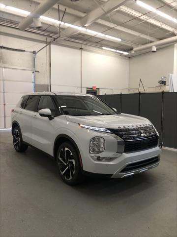 new 2024 Mitsubishi Outlander car, priced at $33,750