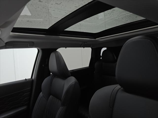new 2025 Mitsubishi Outlander car, priced at $35,885