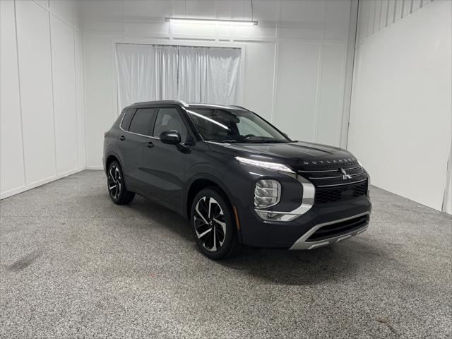 new 2024 Mitsubishi Outlander car, priced at $29,970