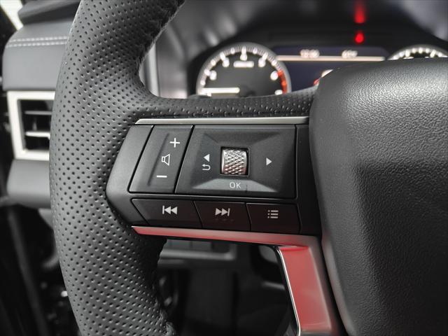 new 2025 Mitsubishi Outlander car, priced at $33,085