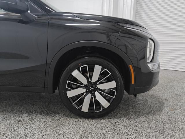 new 2025 Mitsubishi Outlander car, priced at $35,375