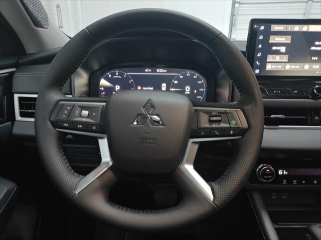 new 2025 Mitsubishi Outlander car, priced at $35,705