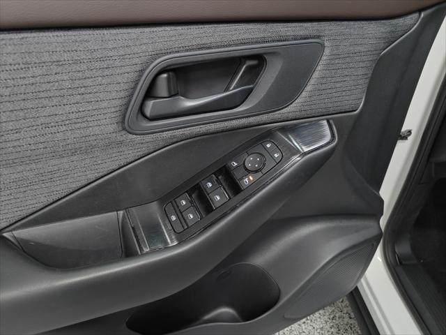 used 2023 Nissan Rogue car, priced at $18,229