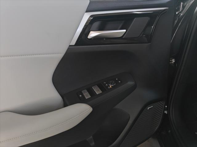 new 2025 Mitsubishi Outlander car, priced at $33,680