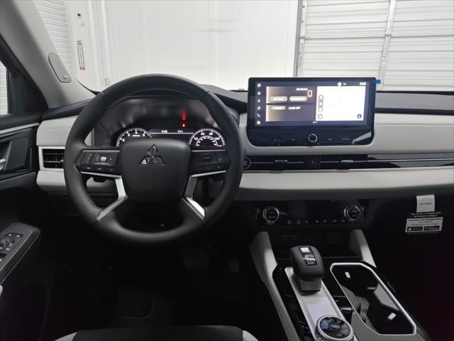 new 2025 Mitsubishi Outlander car, priced at $34,515