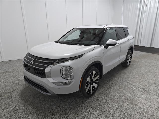 new 2025 Mitsubishi Outlander car, priced at $35,080
