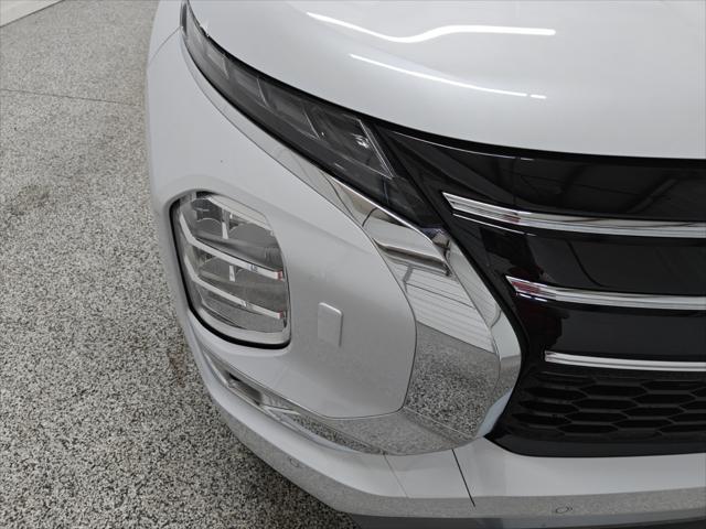 new 2025 Mitsubishi Outlander car, priced at $37,175