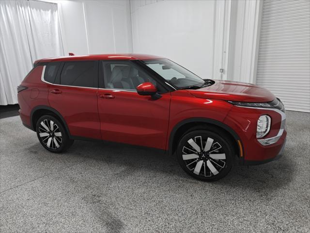 new 2025 Mitsubishi Outlander car, priced at $32,175