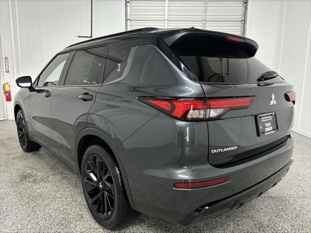 new 2024 Mitsubishi Outlander car, priced at $32,105