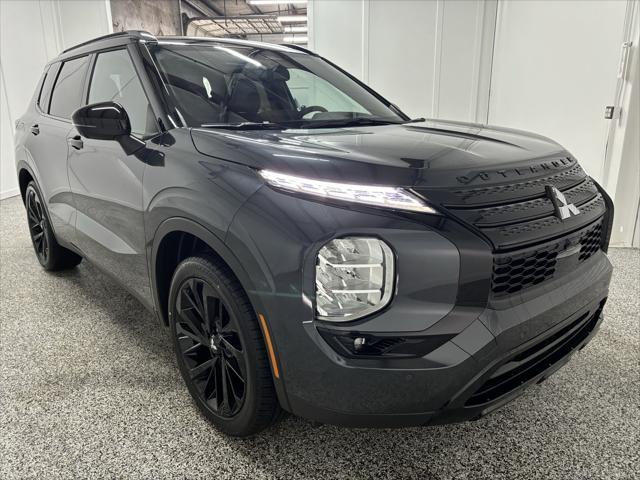 new 2024 Mitsubishi Outlander car, priced at $32,105