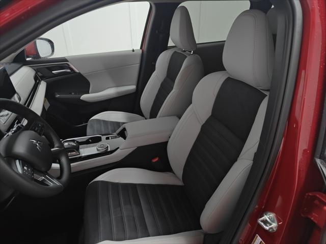 new 2025 Mitsubishi Outlander car, priced at $35,610