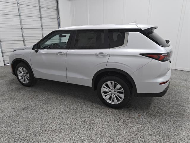 new 2025 Mitsubishi Outlander car, priced at $29,715