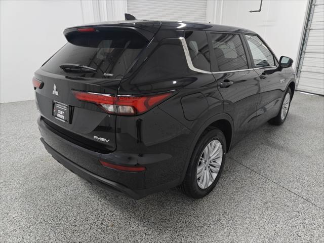 new 2025 Mitsubishi Outlander PHEV car, priced at $38,615