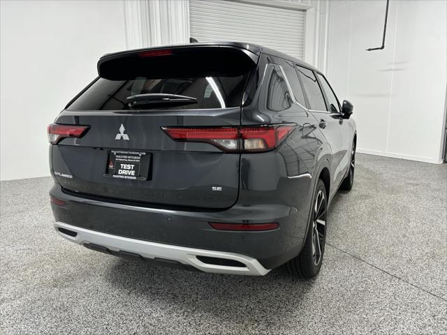 new 2024 Mitsubishi Outlander car, priced at $28,785