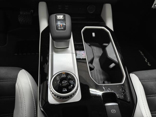 new 2025 Mitsubishi Outlander car, priced at $33,680