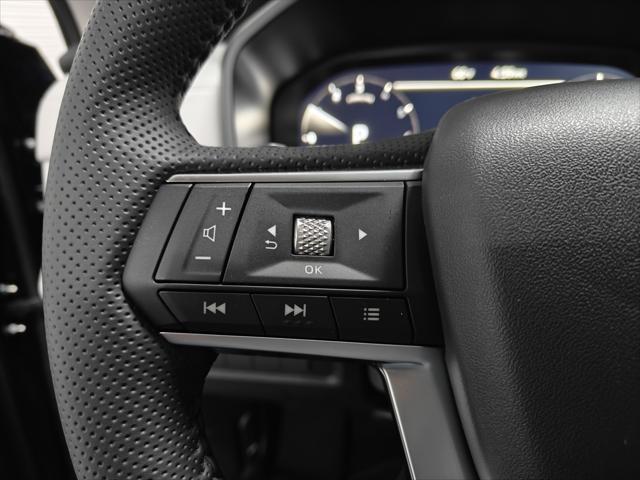 new 2025 Mitsubishi Outlander car, priced at $33,680
