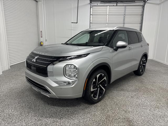 new 2024 Mitsubishi Outlander car, priced at $29,350