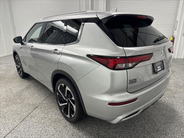 new 2024 Mitsubishi Outlander car, priced at $29,350