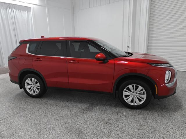 new 2025 Mitsubishi Outlander car, priced at $28,215