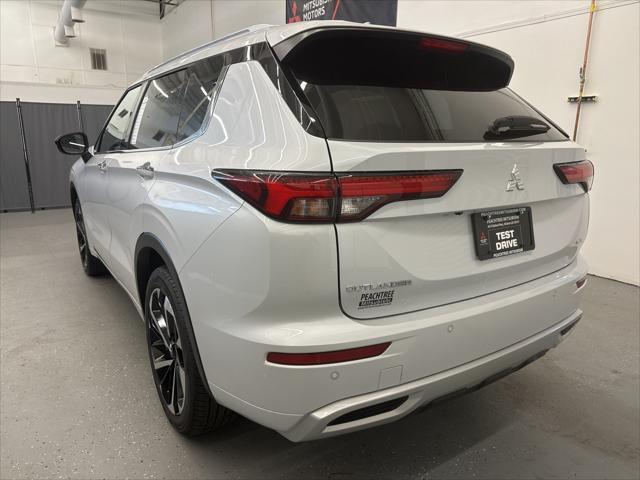 new 2024 Mitsubishi Outlander car, priced at $34,969