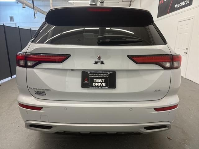 new 2024 Mitsubishi Outlander car, priced at $28,965