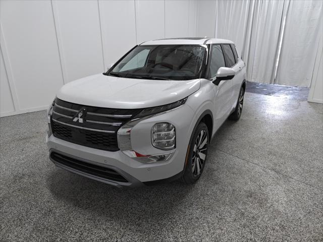 new 2025 Mitsubishi Outlander car, priced at $35,080
