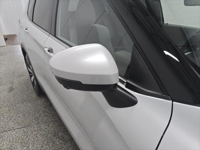 new 2025 Mitsubishi Outlander car, priced at $35,610